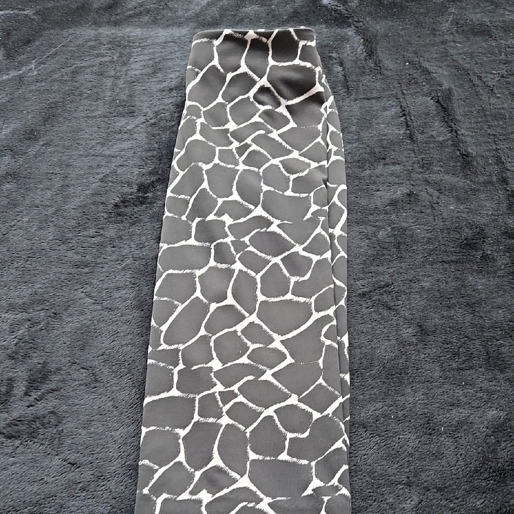Stylish Black And White Patterned Skirt